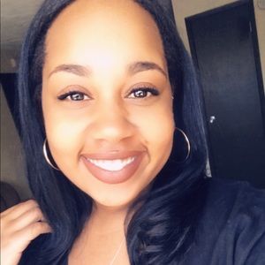 Meet your Posher, Shauna